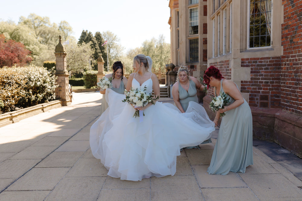 Abbie & Gari